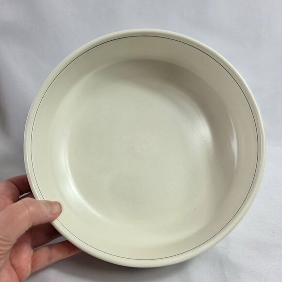 Mikasa Nature's Song Intaglio 8 Inch Vegetable Beige with Green Leaves - Picture 8 of 10